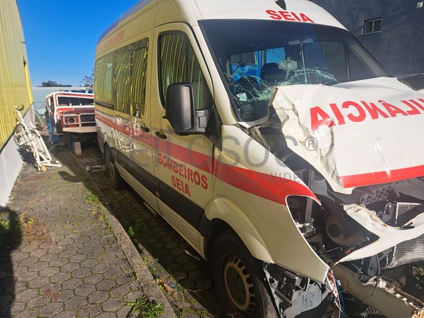 Mercedes-Benz 906KA 35 · Ano 2011