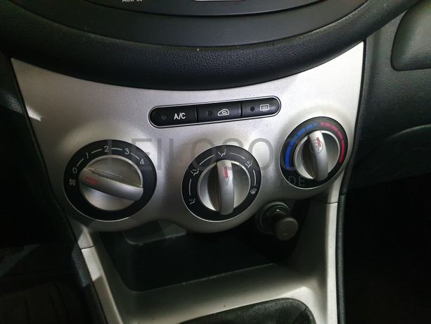 Hyundai i10 · Ano 2009