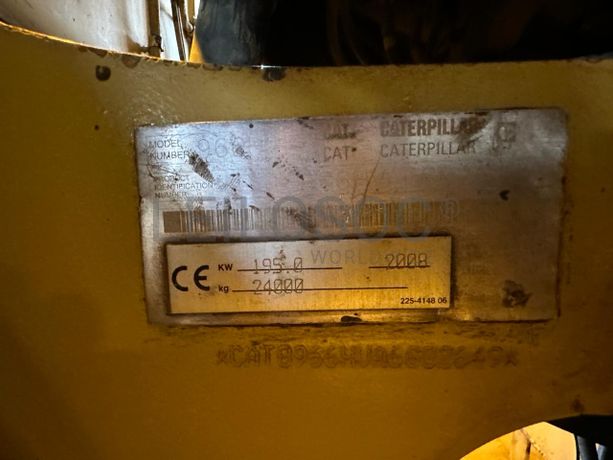 Pá carregadeira Caterpillar 966H · Ano 2008