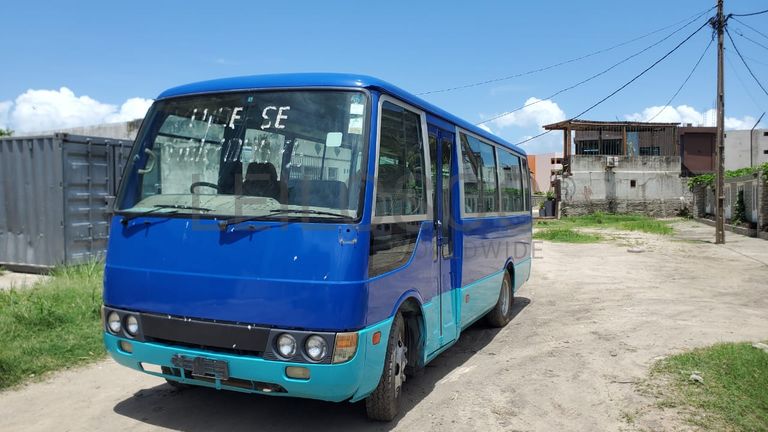 Mitsubishi Rosa · Ano 2012