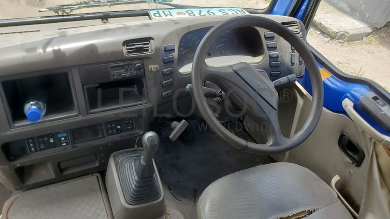 Mitsubishi Rosa · Ano 2012