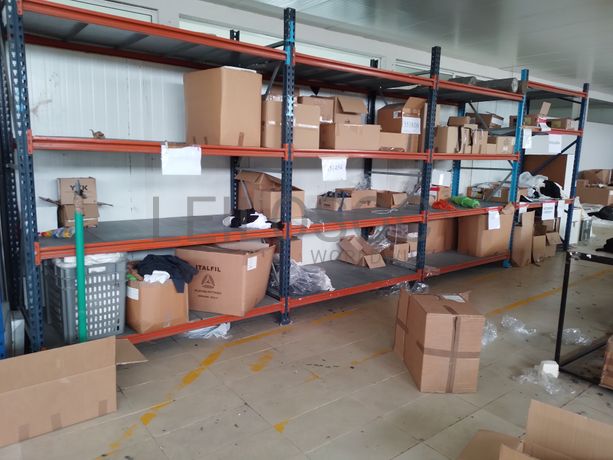 Estanteria · Equipamento Escritório · Diversos