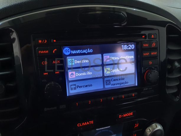 Nissan Juke 1.6 T 4x4 M-CVT · Ano 2011