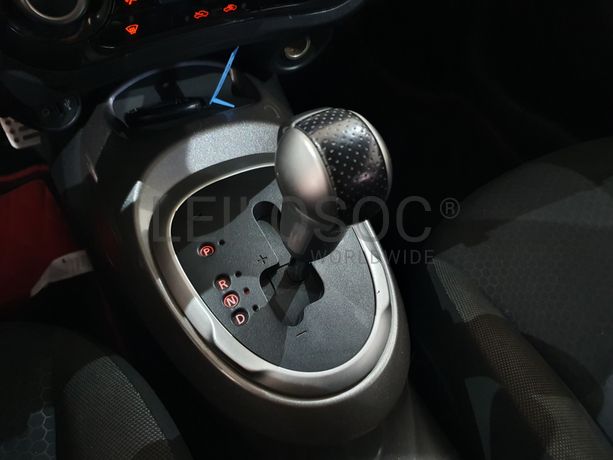 Nissan Juke 1.6 T 4x4 M-CVT · Ano 2011