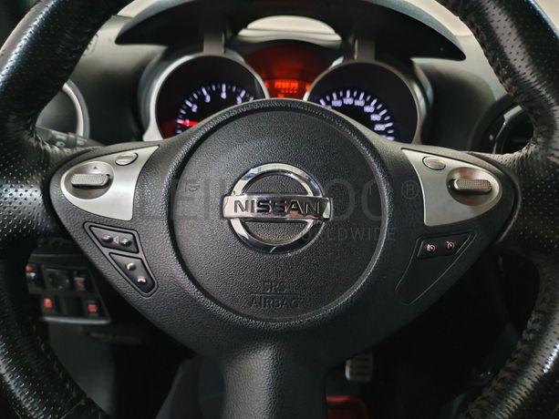 Nissan Juke 1.6 T 4x4 M-CVT · Ano 2011