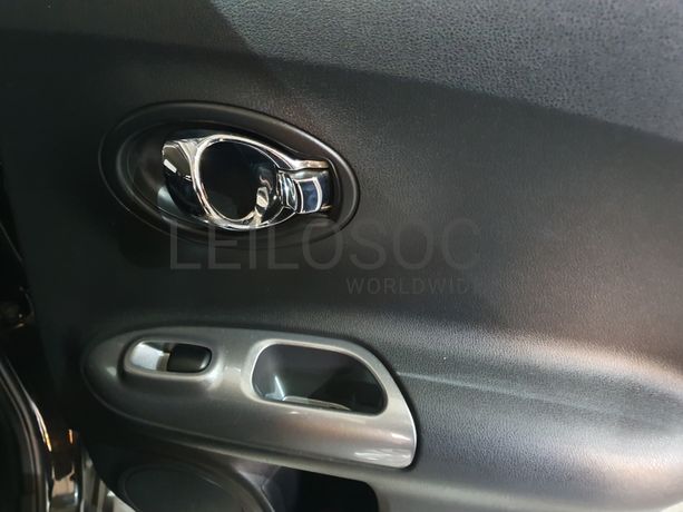 Nissan Juke 1.6 T 4x4 M-CVT · Ano 2011