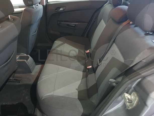 Opel Astra · Ano 2006