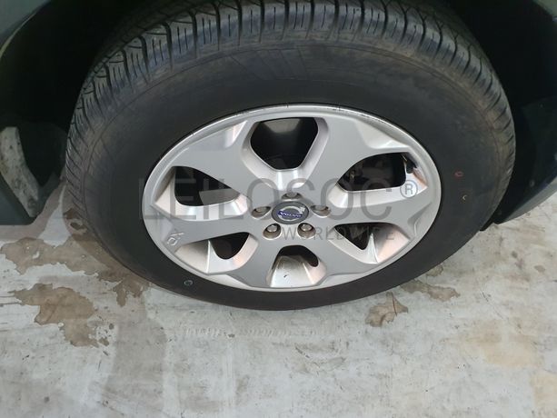 Volvo XC60 · Ano 2010