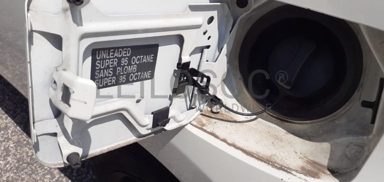 Nissan Micra · Ano 2015