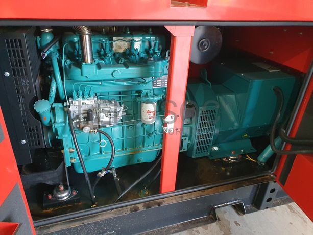 GERADOR 80 KVA GF3-80