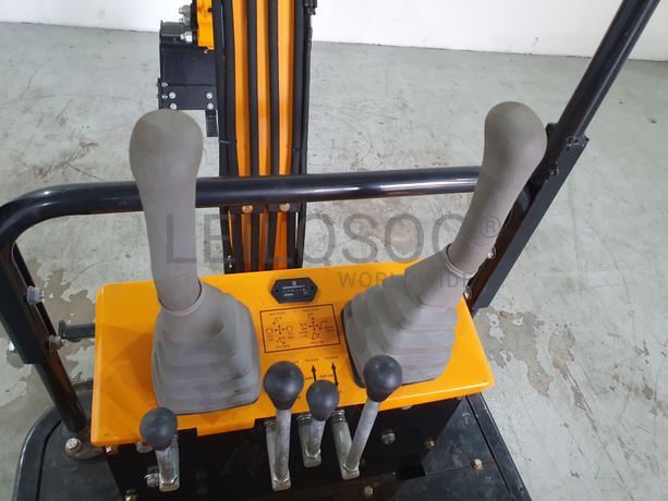 Mini Giratória JPC HT12