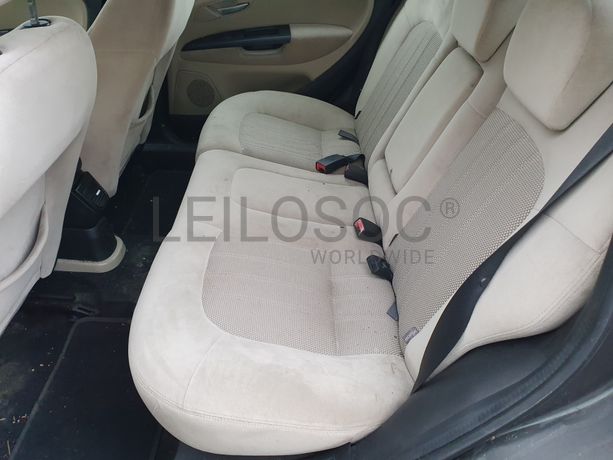 Fiat Linea 1.3 JTD Multijet · Ano 2008