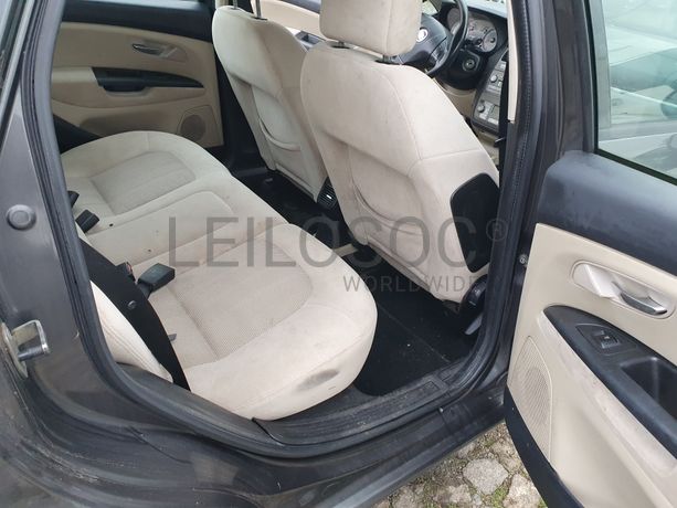 Fiat Linea 1.3 JTD Multijet · Ano 2008