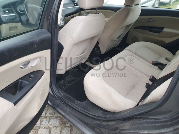 Fiat Linea 1.3 JTD Multijet · Ano 2008