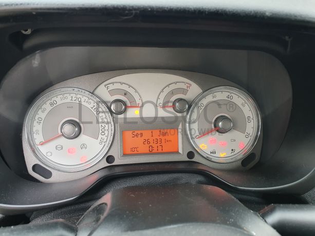 Fiat Linea 1.3 JTD Multijet · Ano 2008