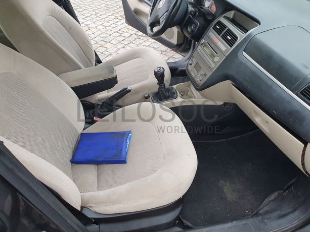 Fiat Linea 1.3 JTD Multijet · Ano 2008
