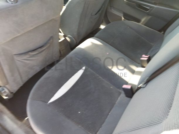 Opel Astra Caravan 1.6 · Ano 2005