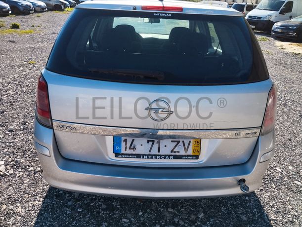Opel Astra Caravan 1.6 · Ano 2005