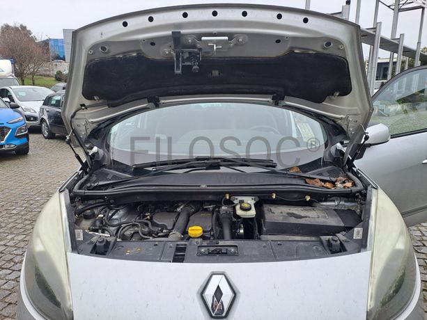 Renault Grand Scénic DCI · Ano 2012
