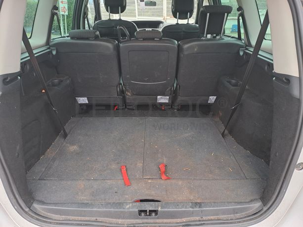 Renault Grand Scénic DCI · Ano 2012