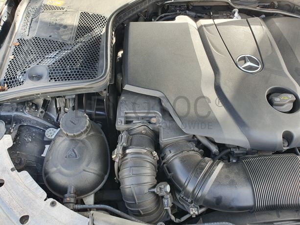 Mercedes-Benz C220 · Ano 2016