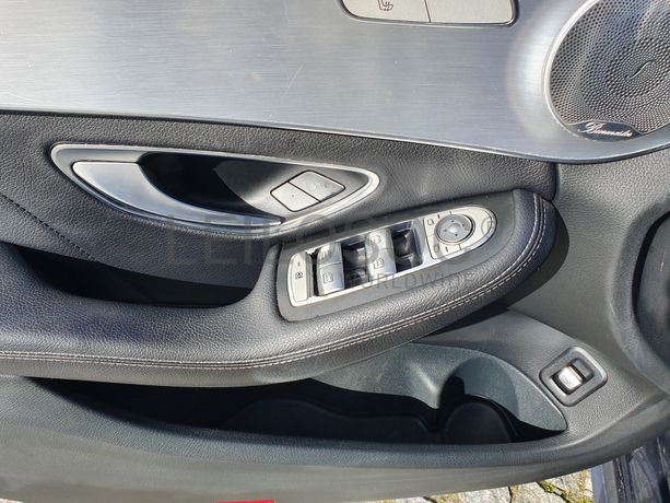 Mercedes-Benz C220 · Ano 2016