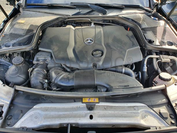 Mercedes-Benz C220 · Ano 2016