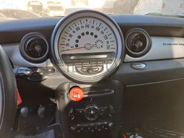 Mini One 1.6D · Ano 2011