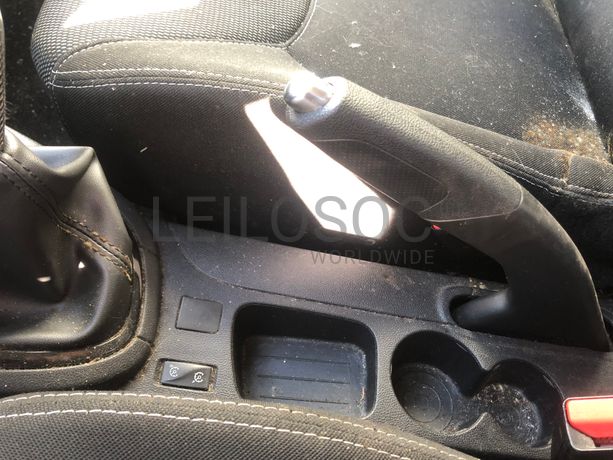 Renault Clio 1.5DCI · Ano 2016