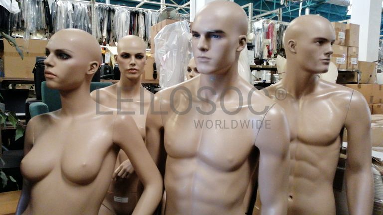 Manequins homem e senhora