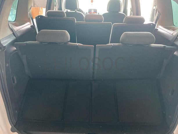 Opel Zafira C Tourer · Ano 2015