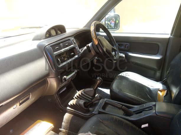 Mitsubishi Colt · Ano 2003