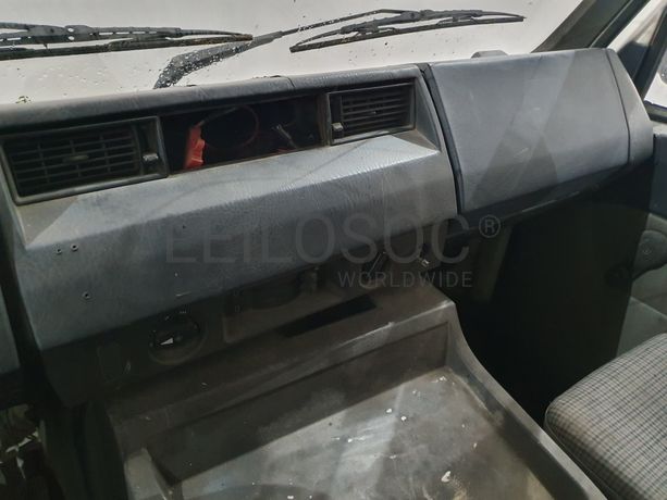 Mercedes-Benz MB 140 Van 2.4D · Ano 1988