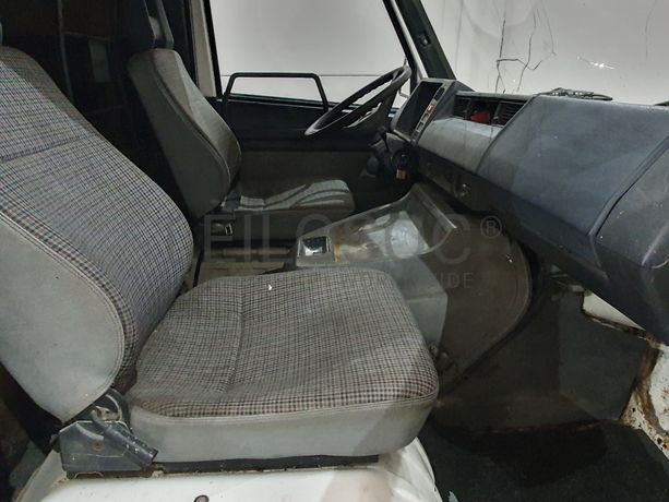 Mercedes-Benz MB 140 Van 2.4D · Ano 1988