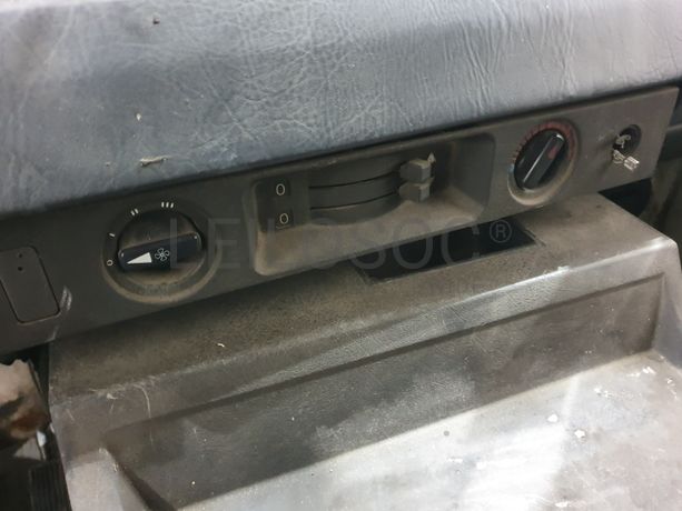 Mercedes-Benz MB 140 Van 2.4D · Ano 1988