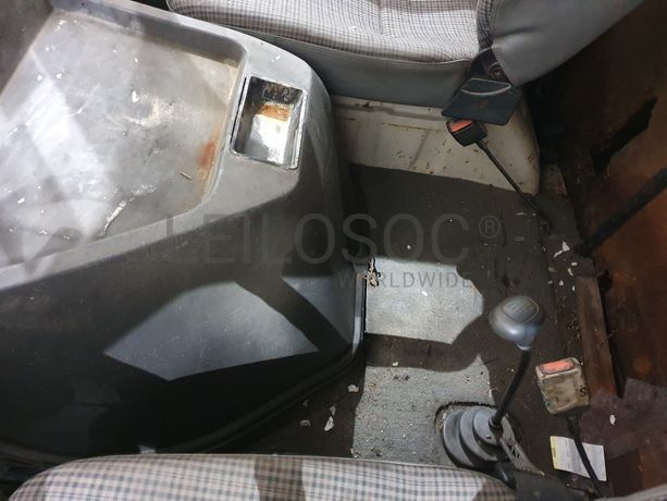 Mercedes-Benz MB 140 Van 2.4D · Ano 1988