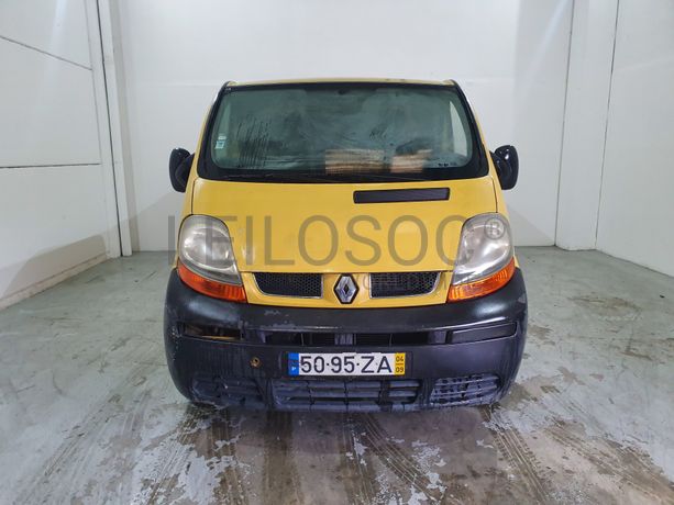 Renault Trafic · Ano 2004