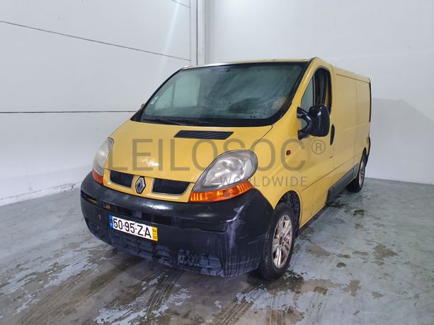 Renault Trafic · Ano 2004
