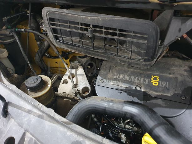 Renault Trafic · Ano 2004