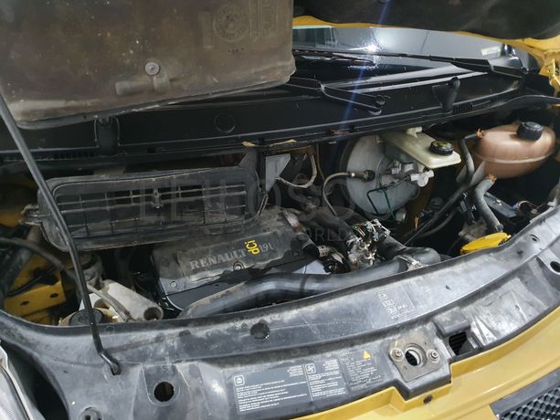 Renault Trafic · Ano 2004