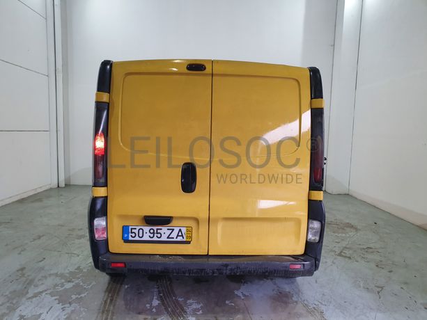 Renault Trafic · Ano 2004