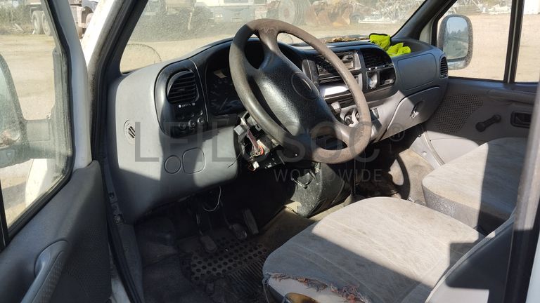 Ford Transit 120 Van (TN-4)