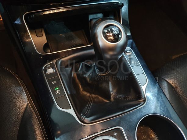 Mercedes-Benz C220 · Ano 2014