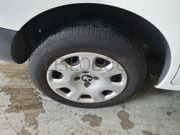 Peugeot Partner · Ano 2015