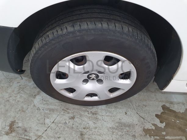 Peugeot Partner · Ano 2015