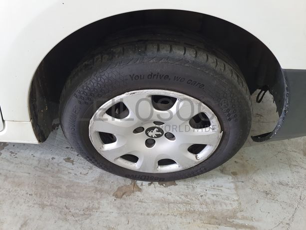 Peugeot Partner · Ano 2015