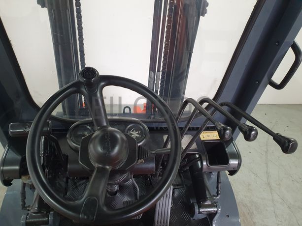 Empilhador Toyota 3000Kg