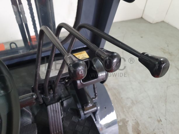 Empilhador Toyota 3000Kg