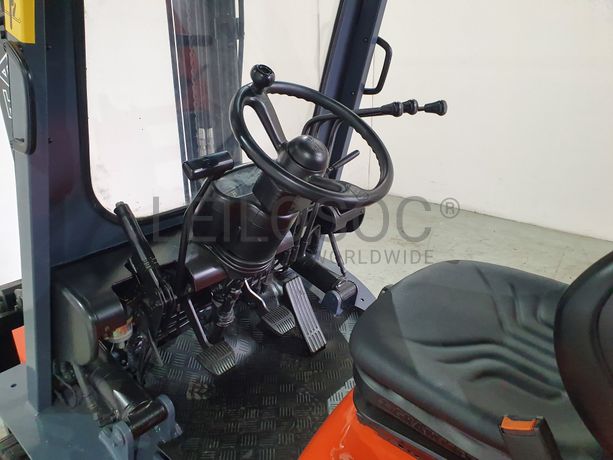 Empilhador Toyota 3000Kg