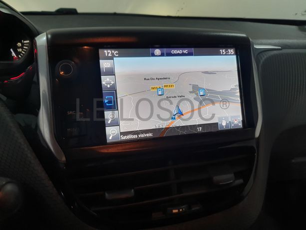 Peugeot 208 · Ano 2016